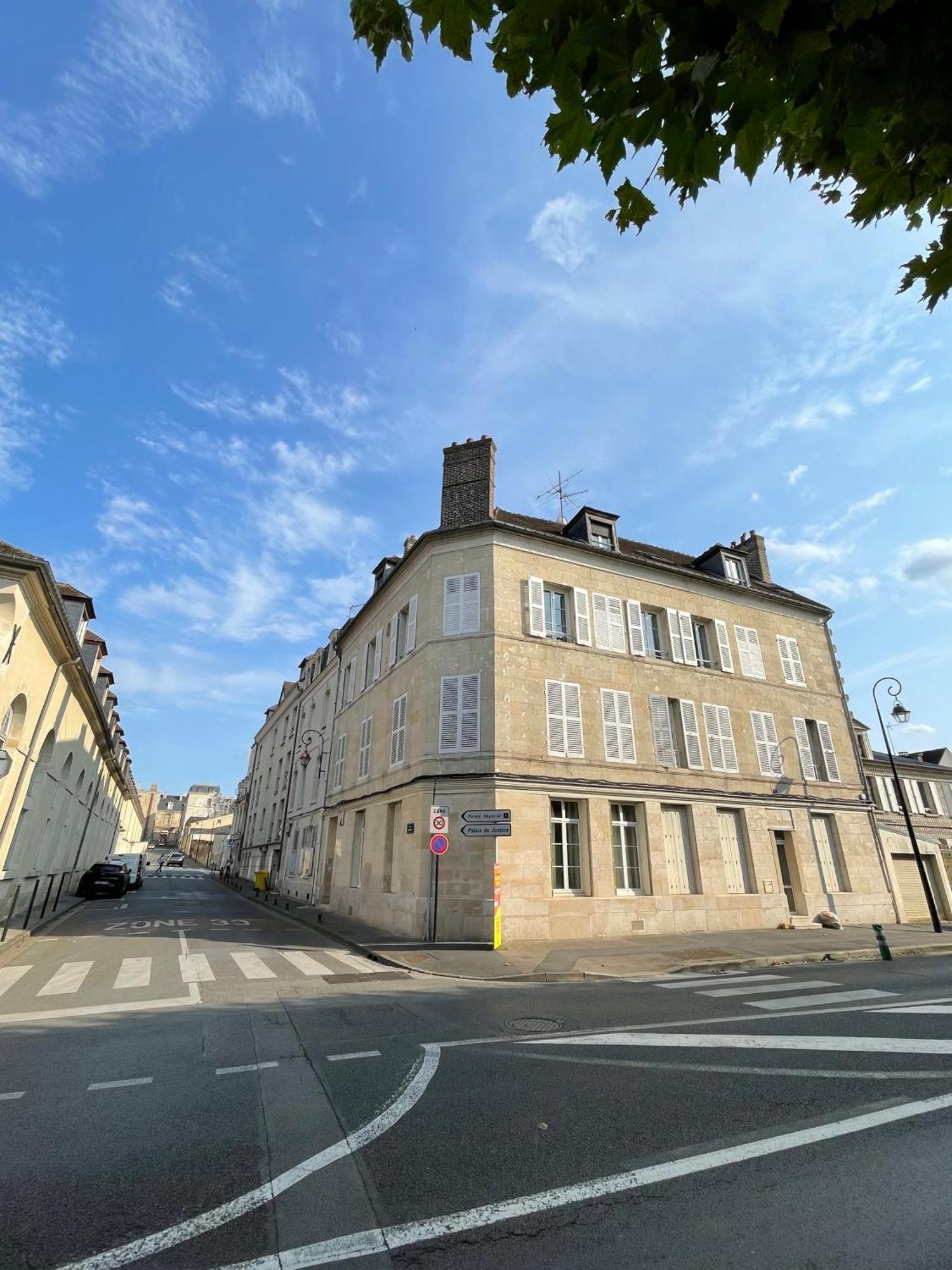 Charmant Appartement Dans Le Centre Ville, A 2 Minutes Du Palais Compiègne Dış mekan fotoğraf